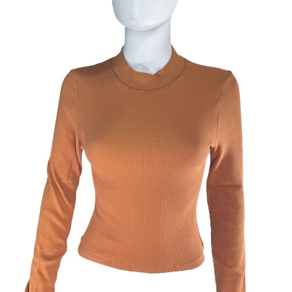 Daydreamer Women Medium Long Sleeve Cotton Knit Turtleneck Top - Picture 7 of 7